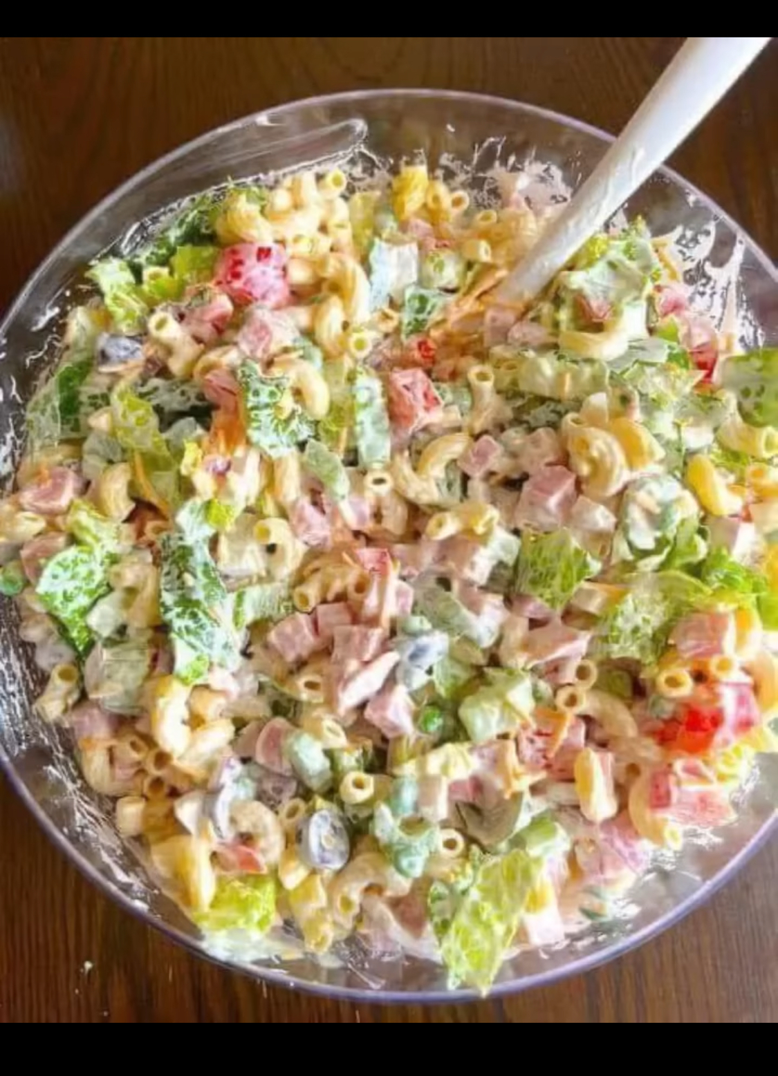 The Ultimate Layered Pasta Salad: A Showstopping Dish for Every Gathering